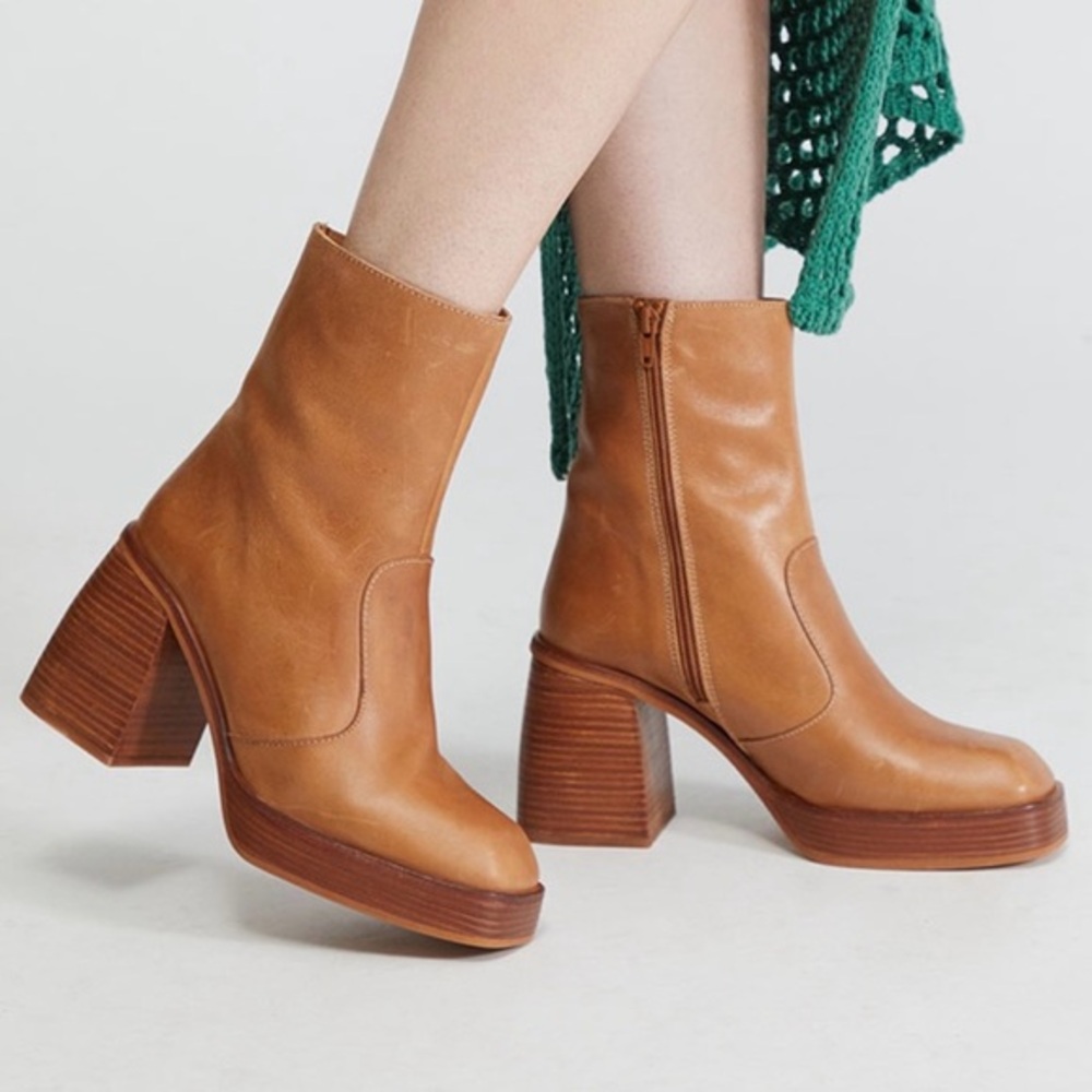 Free People Tan Leather Block Heeled Boots Size 36 / 6